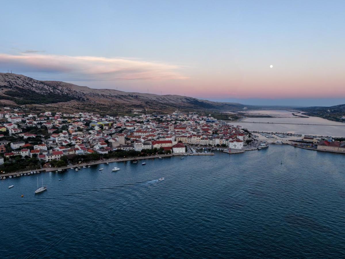 Aurora Apartman Pag Town Kültér fotó