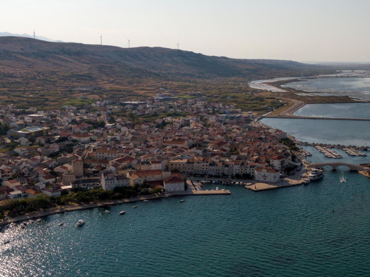 Aurora Apartman Pag Town Kültér fotó