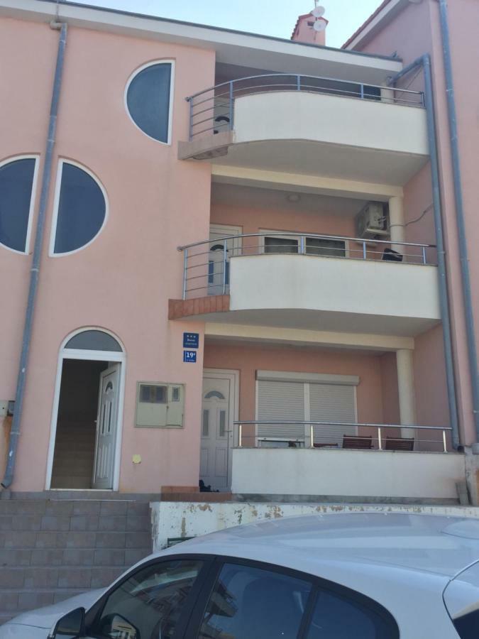 Aurora Apartman Pag Town Kültér fotó